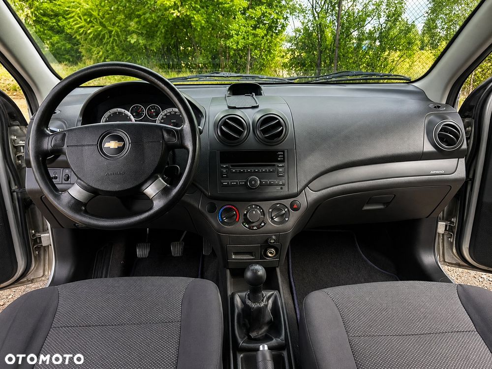 Chevrolet Aveo - 7