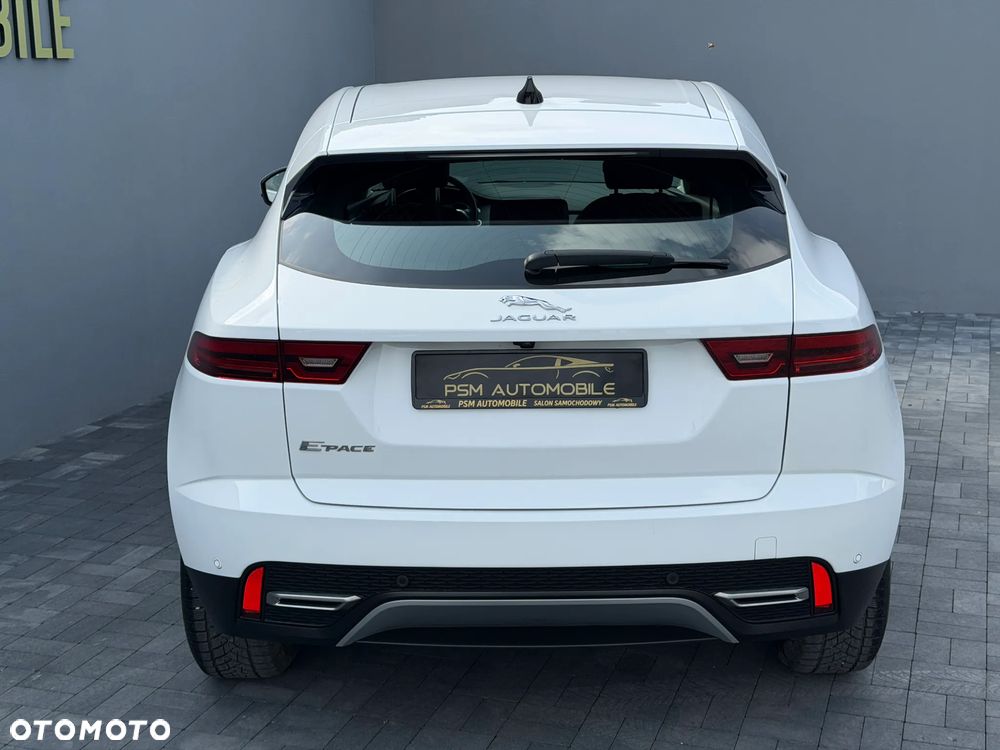 Jaguar E-Pace 1.5 P160 mHEV SE - 11