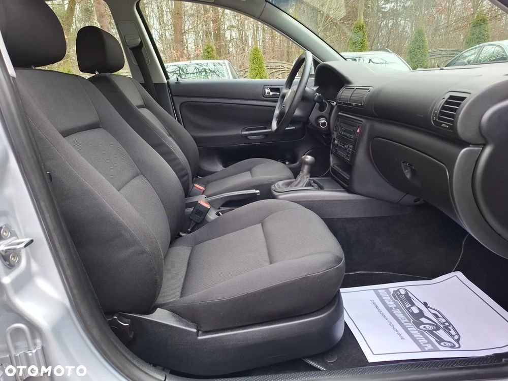 Volkswagen Passat - 15