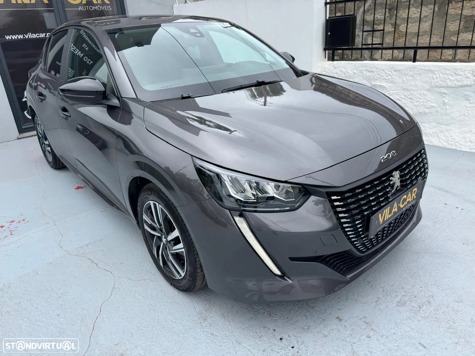Peugeot 208 PureTech 100 Style - 2