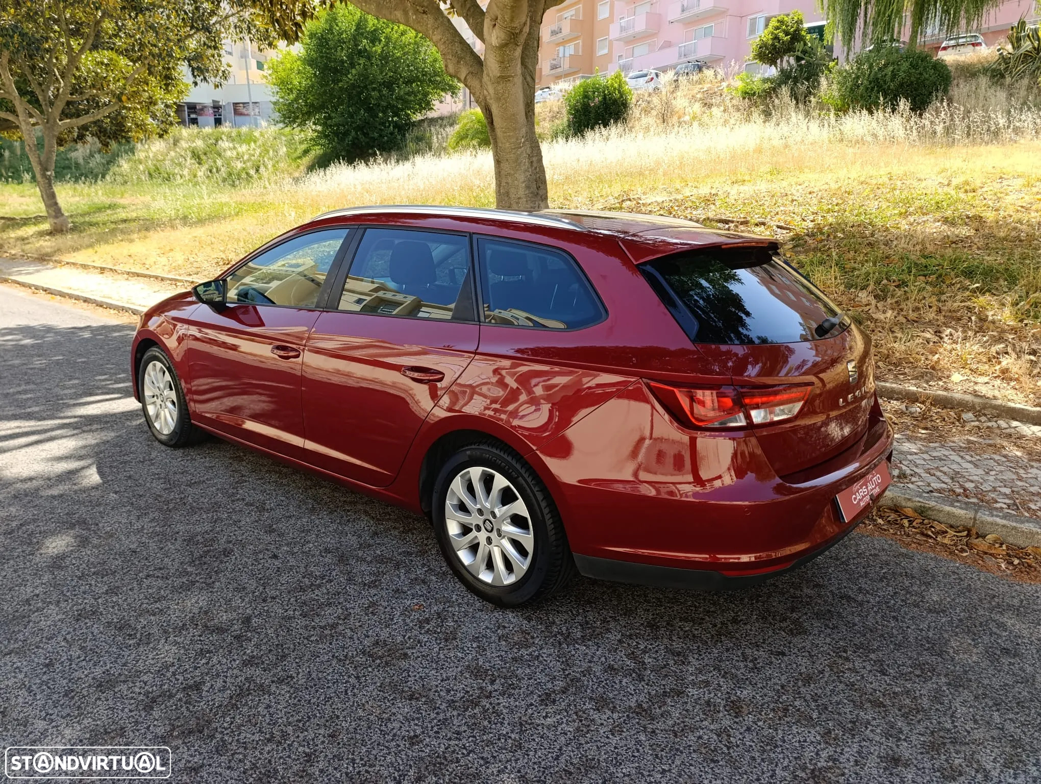 SEAT Leon ST 1.6 TDI Reference Ecomotive - 9