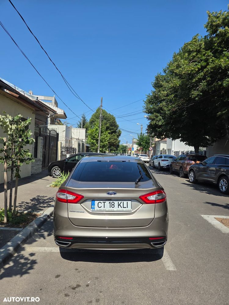 Ford Mondeo 2.0 TDCI PowerShift AWD Titanium - 4