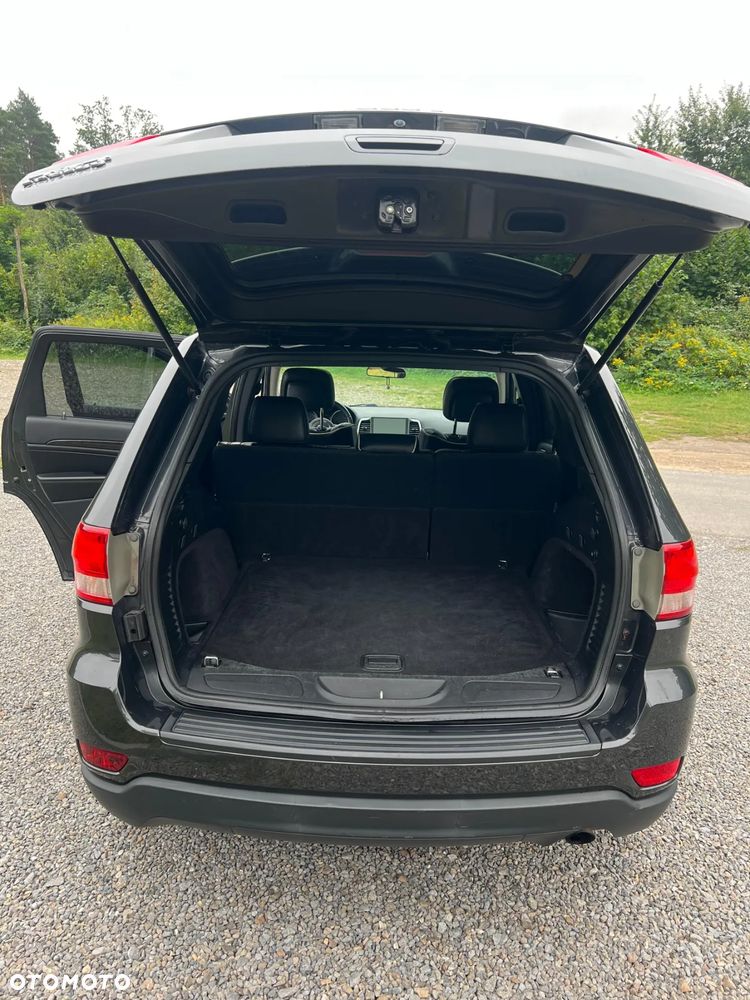 Jeep Grand Cherokee - 17