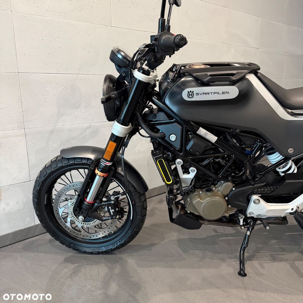 Husqvarna Svartpilen - 13