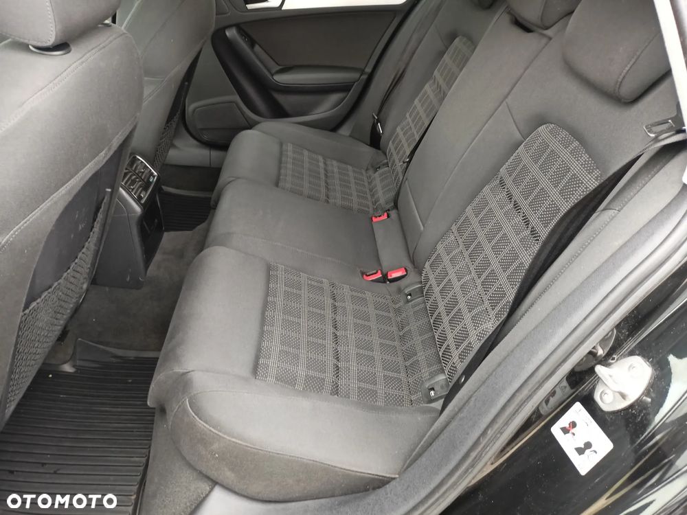 Audi A4 Avant 2.0 TDI Limited Edition - 16