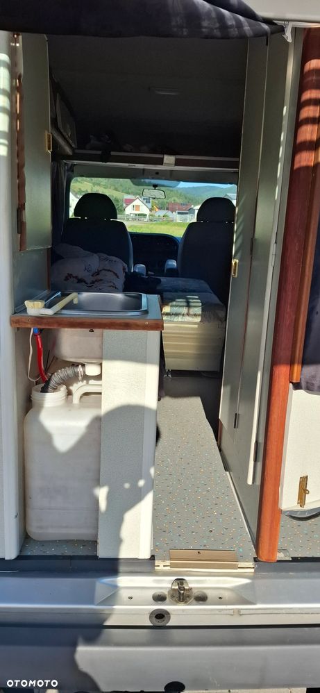 Ford Transit - 25