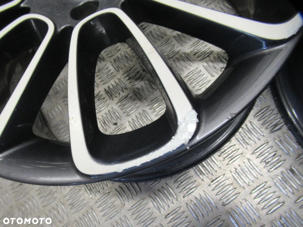 Felgi Opel Adam Corsa D E 7Jx17 et44 4x100 - 7