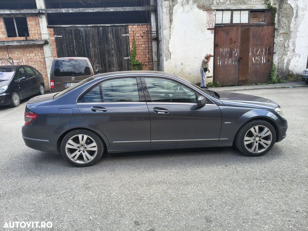 Mercedes-Benz C 200 CDI - 4