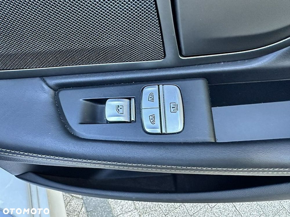 BMW Seria 7 - 17