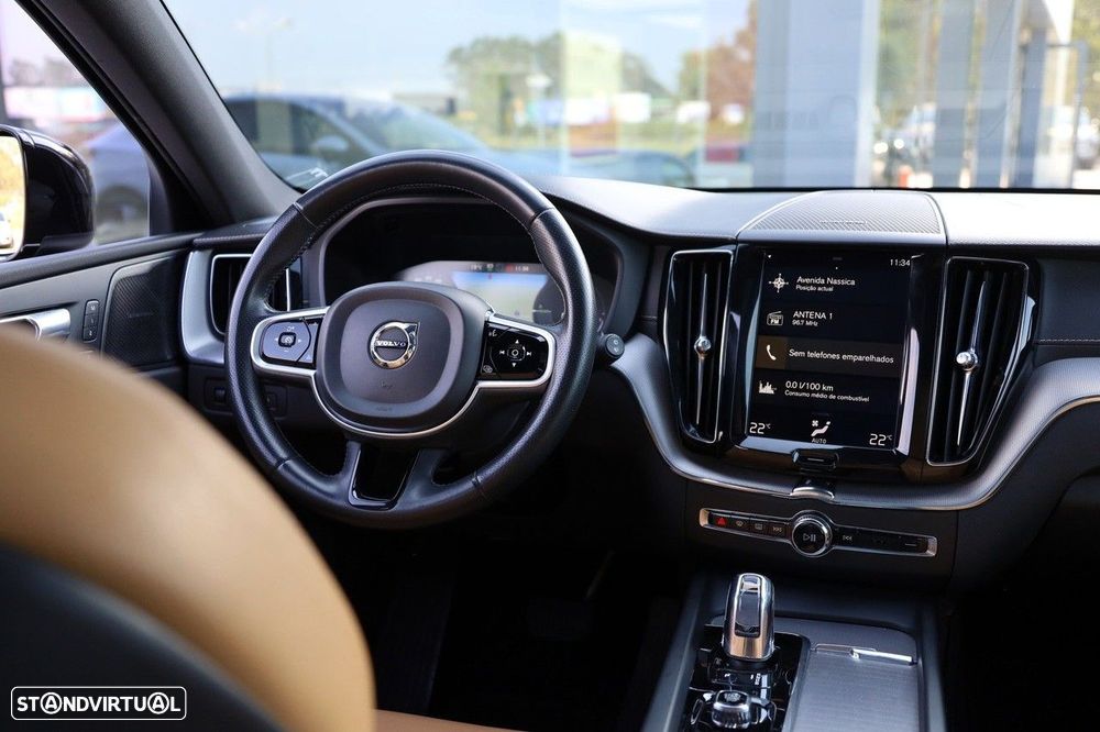 Volvo XC 60 2.0 T8 PHEV Inscription AWD - 23