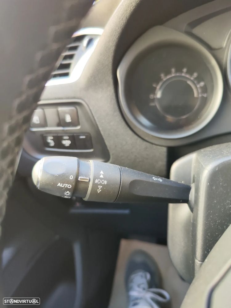 Citroën C4 1.6 BlueHDi Feel - 29