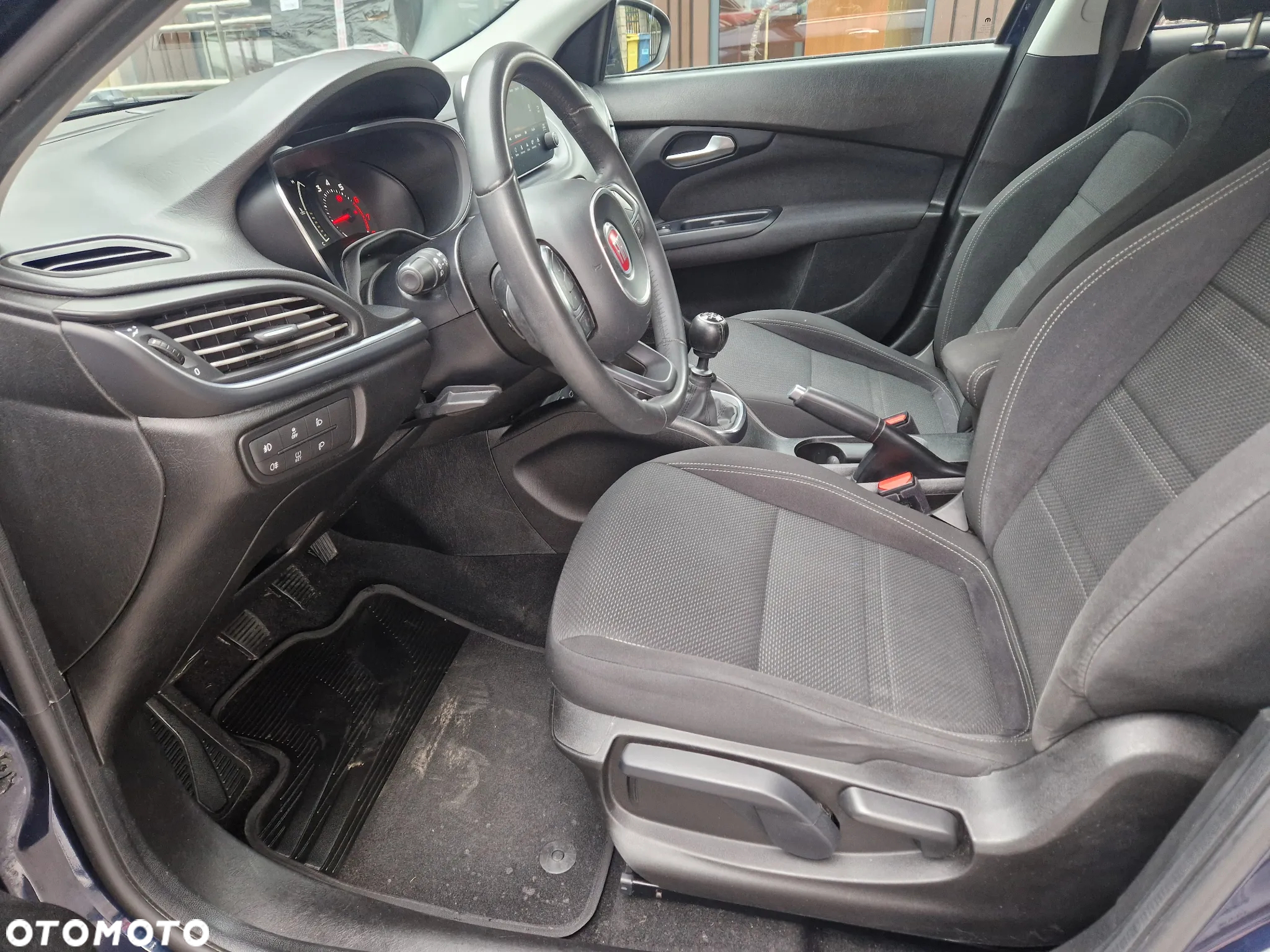 Fiat Tipo 1.4 T-Jet 16v Lounge EU6 - 23