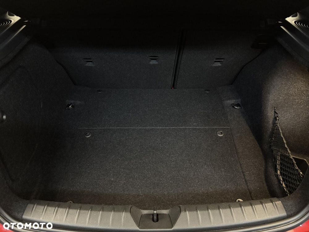BMW Seria 1 - 25