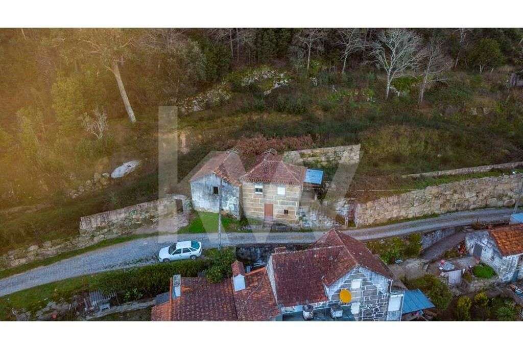 Propriedade c/ 6.480 m2 | A. bruta de construção: 282 | Vistas deslumb - Grande imagem: 5/27