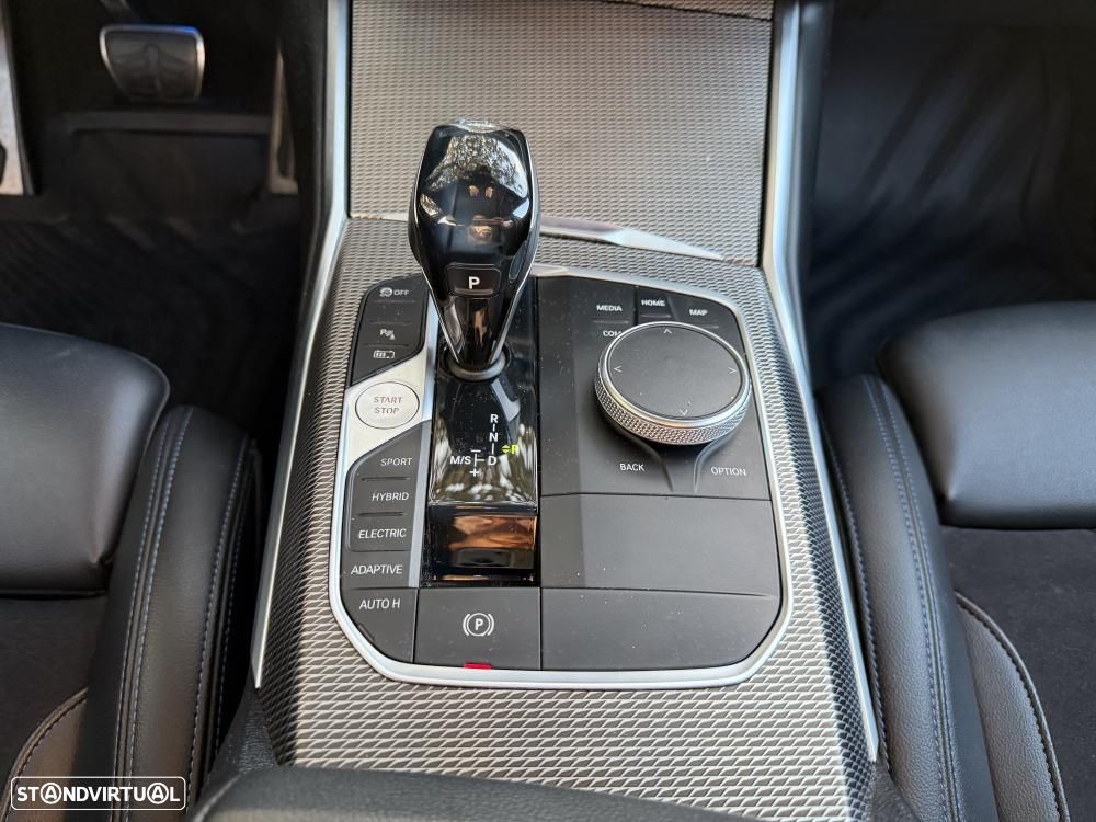 BMW 330 e Pack M Auto - 28