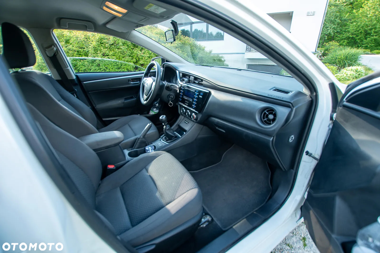 Toyota Corolla 1.6 Active - 13