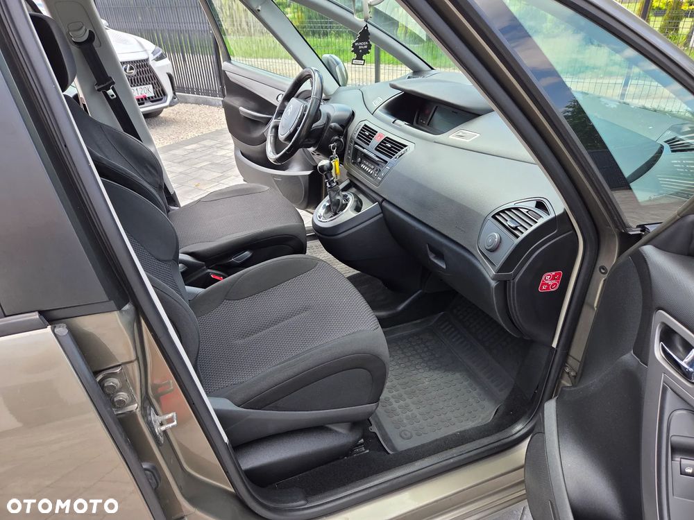 Citroën C4 Picasso 1.6 HDi Attraction - 17