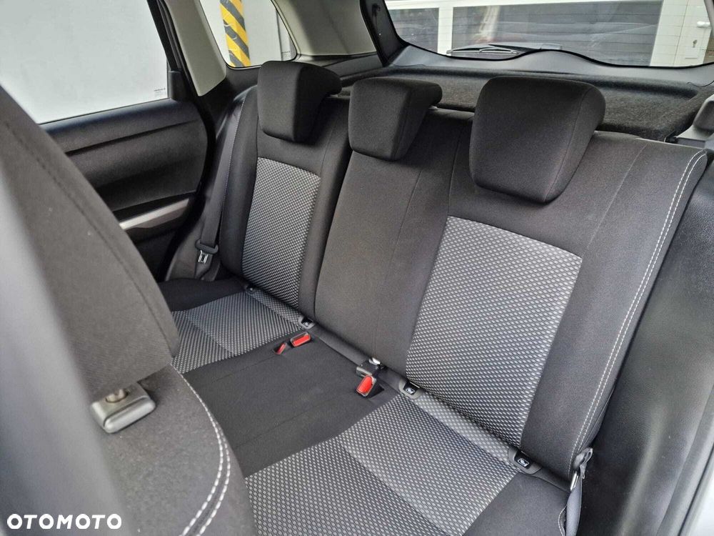 Suzuki Vitara - 30
