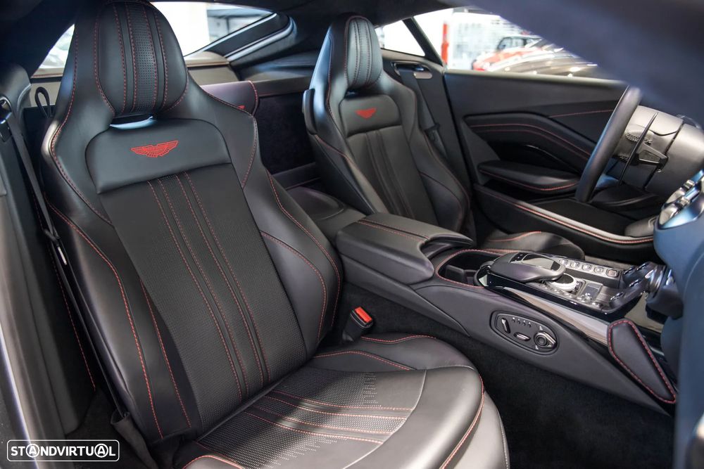 Aston Martin Vantage Coupe V8 - 23