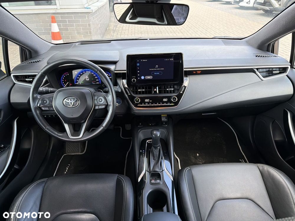 Toyota Corolla - 8