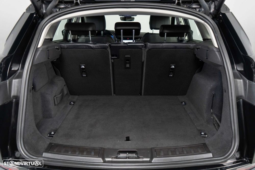 Land Rover Range Rover Evoque 1.5 P300e AWD Auto - 14