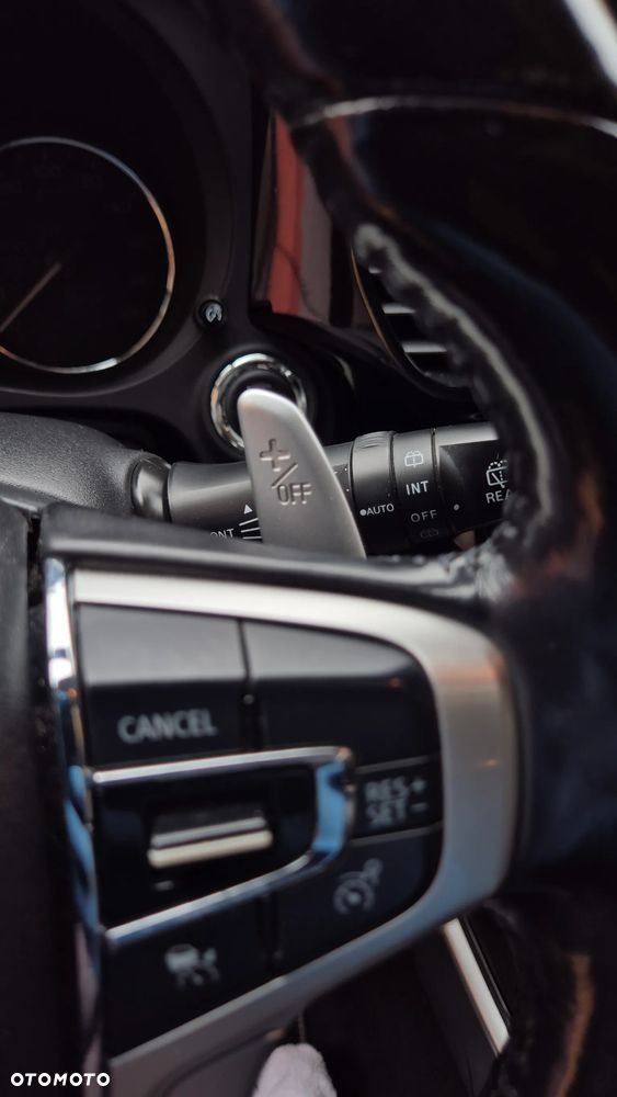 Mitsubishi Outlander - 9