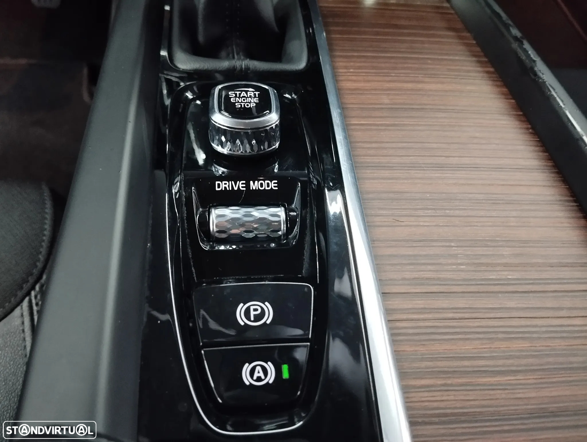 Volvo XC 60 2.0 D3 Momentum Plus - 37