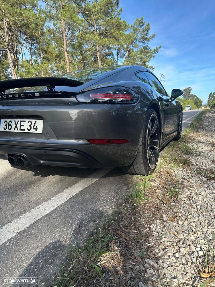 Porsche 718 Cayman - 9