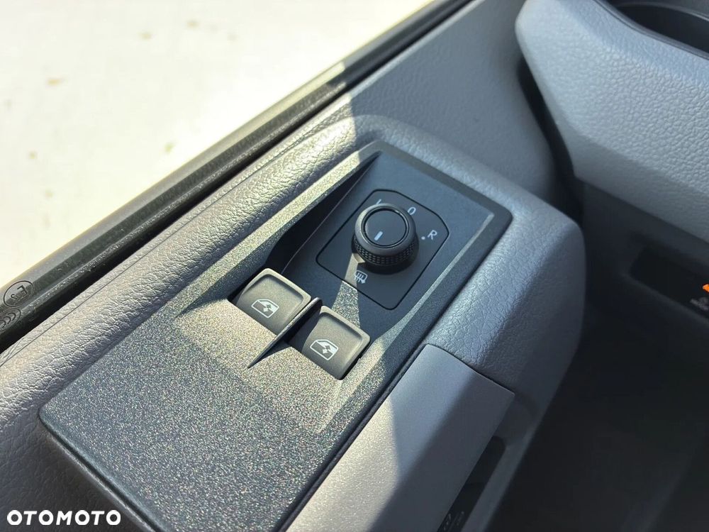 Volkswagen Crafter 35 AUTOMAT/Fugron L4H3, 2.0BiTDI 177KM, 4490mm, Wysoki dach, r.o. 4490 - 30