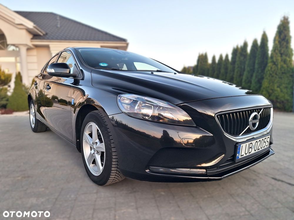 Volvo V40 D2 - 1