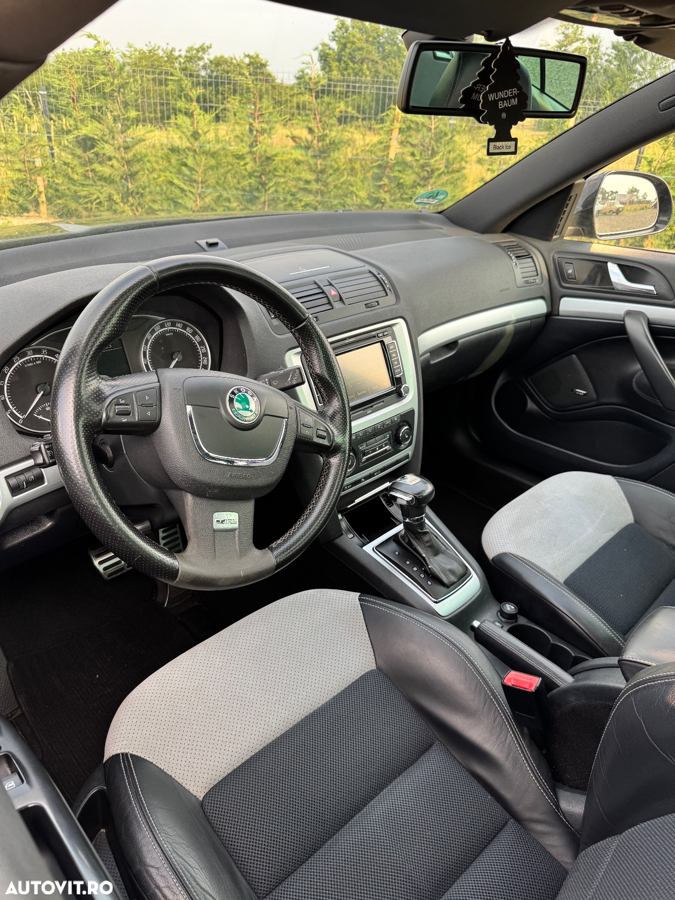 Skoda Octavia Combi 2.0 TDI DPF DSG RS - 6