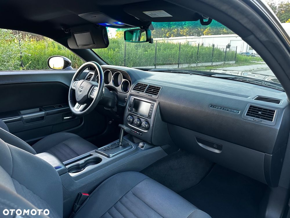 Dodge Challenger 5.7 R/T - 13