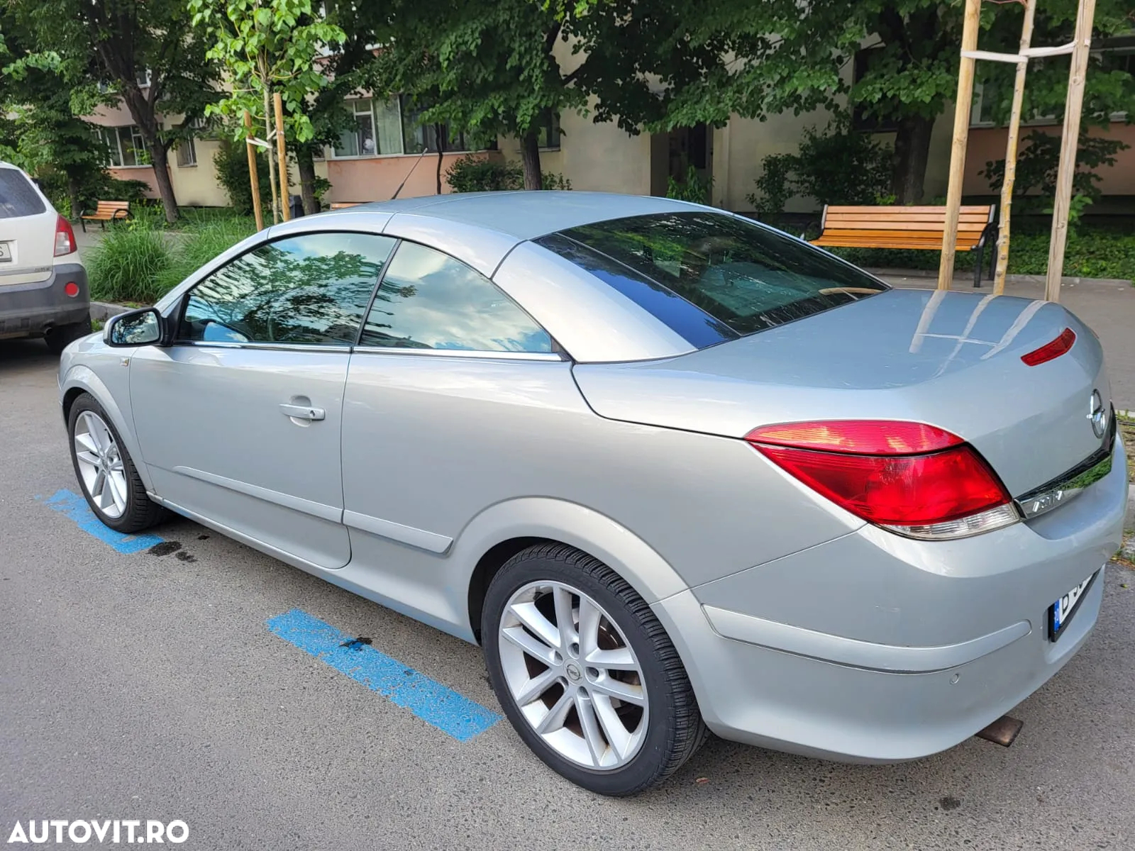 Opel Astra Twintop 1.8i Aut. Cosmo - 5