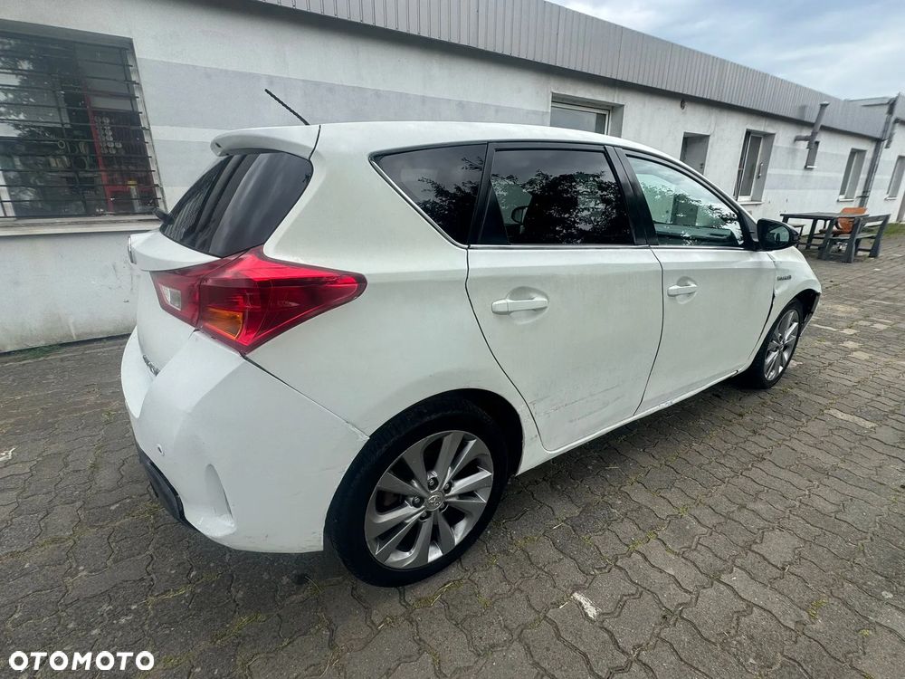 Toyota Auris - 5