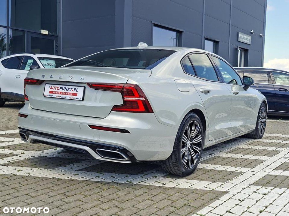 Volvo S60 - 4