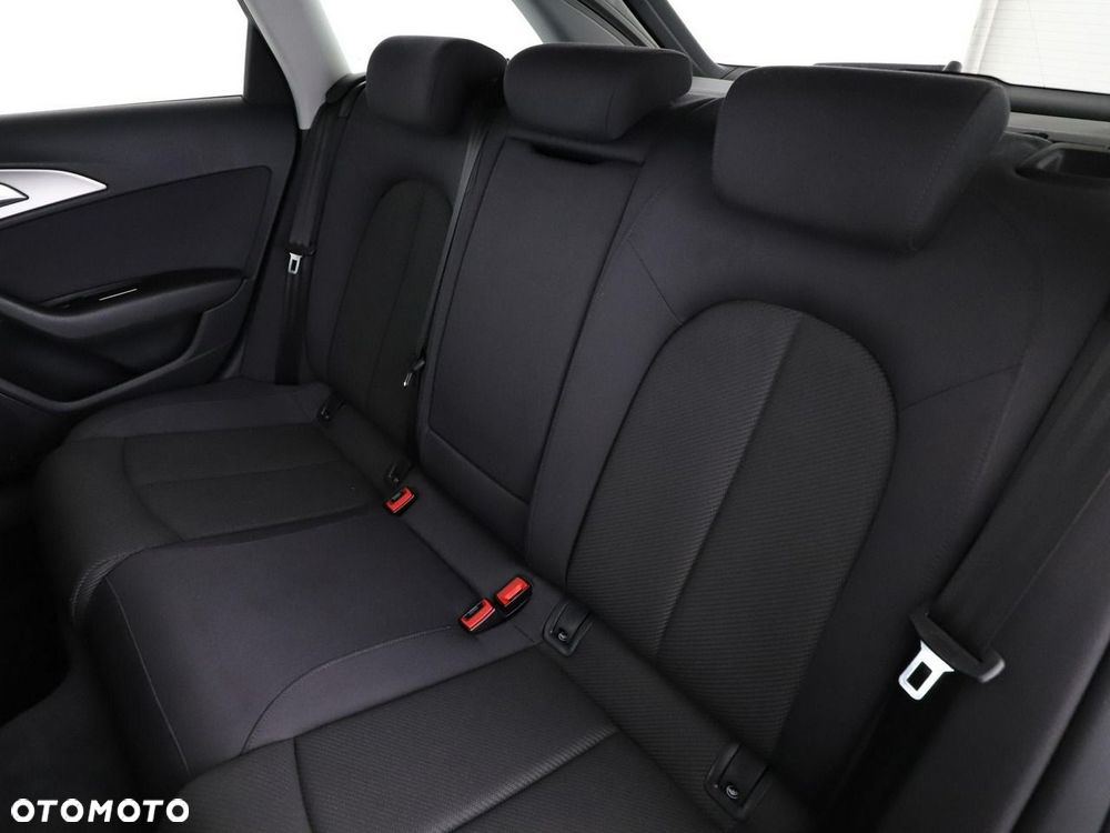 Audi A6 Avant 2.0 TDI Ultra S tronic - 18