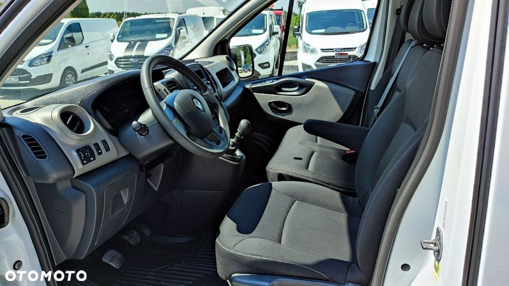 Renault Trafic - 6
