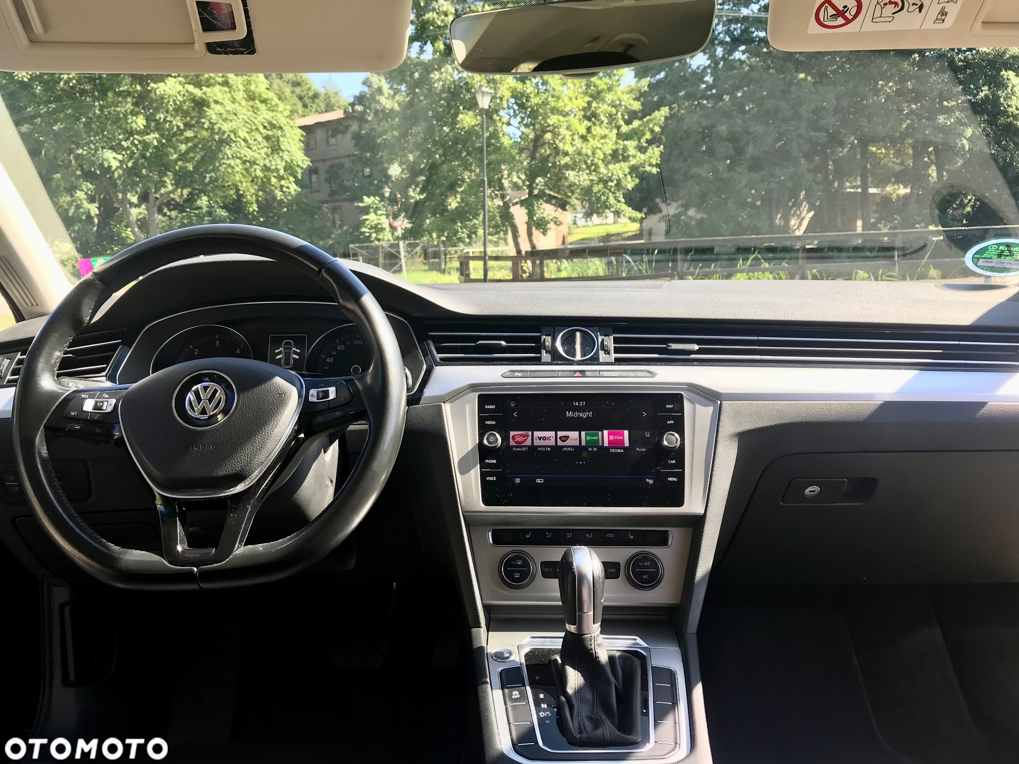 Volkswagen Passat 2.0 TDI SCR DSG Comfortline - 6