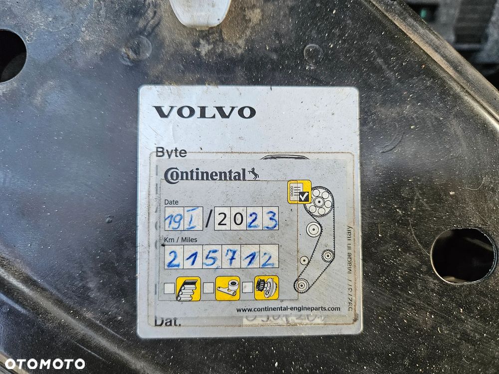 Volvo V70 D4 Geartronic Momentum - 26