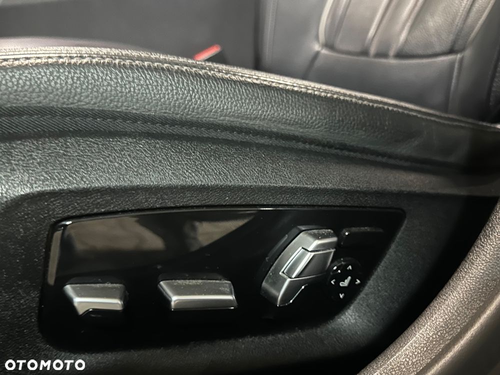 BMW Seria 5 520i M Sport sport - 28