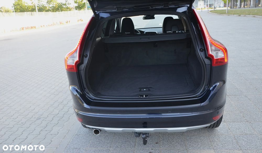 Volvo XC 60 - 8