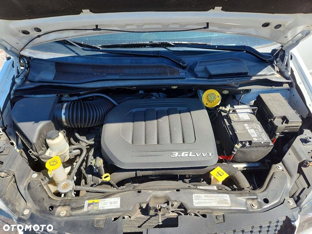 Dodge Grand Caravan - 9
