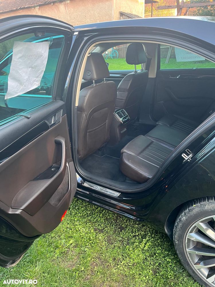 Skoda Superb 2.0 TSI DSG 4X4 Laurin & Klement - 9