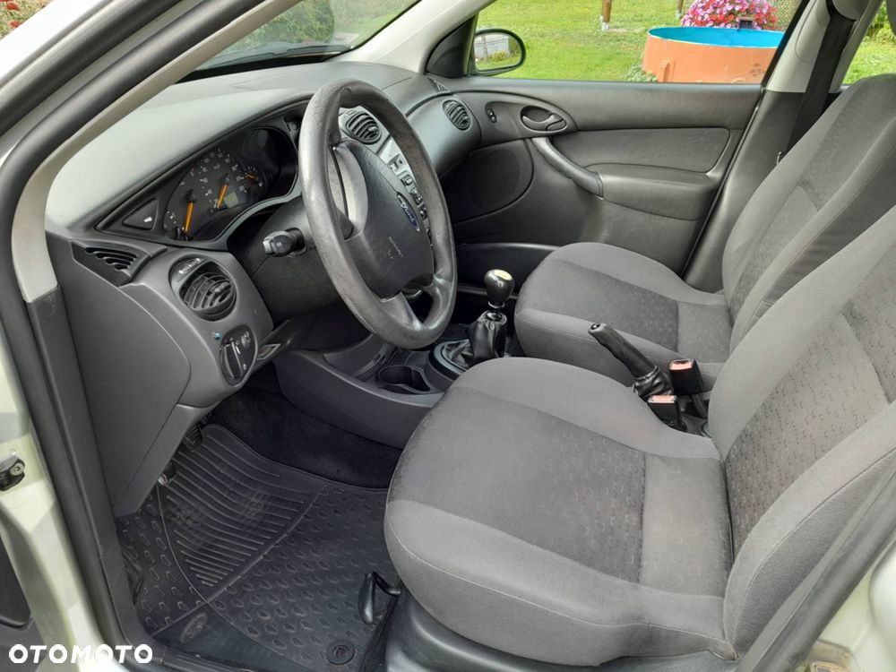Ford Focus - 6