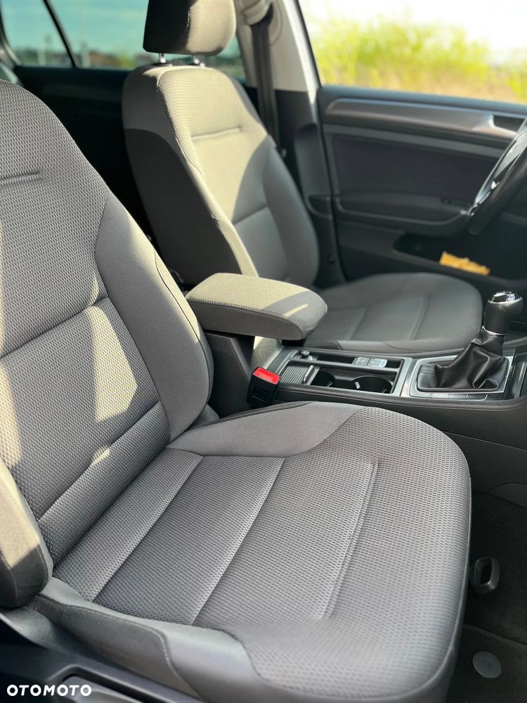 Volkswagen Golf 1.4 TSI BMT Comfortline - 16