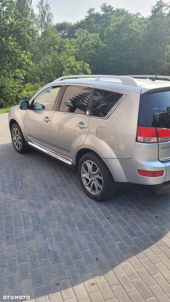 Citroën C-Crosser 2.2 HDi Exclusive - 2