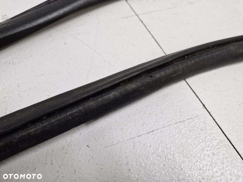 mitsubishi outlander iii 3 uszczelka drzwi lewa przednia lewy przód - 3