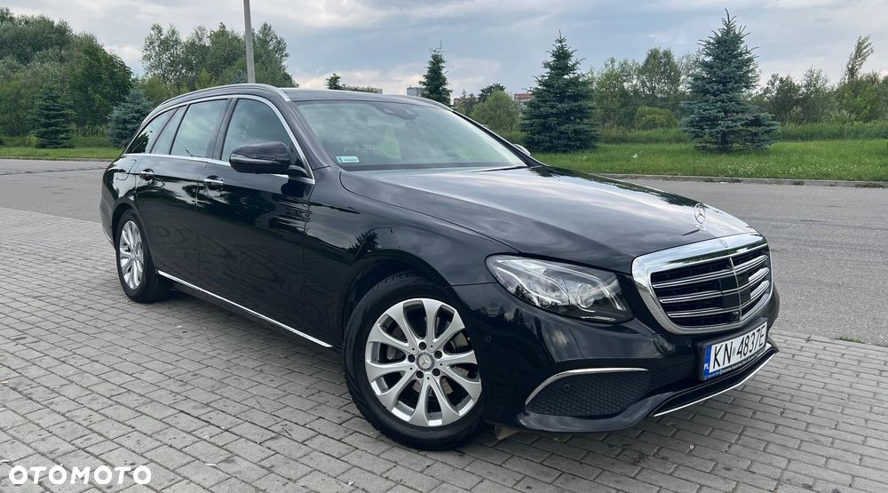 Mercedes-Benz Klasa E 220 d T 9G-TRONIC Exclusive - 3