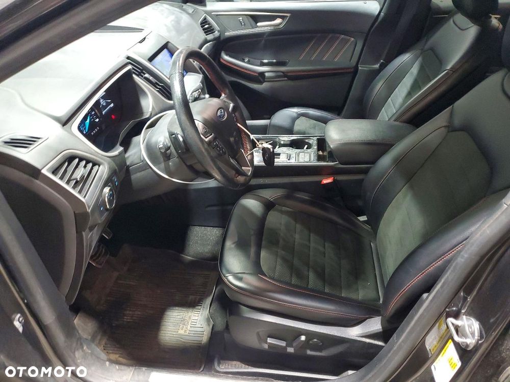 Ford Edge - 7