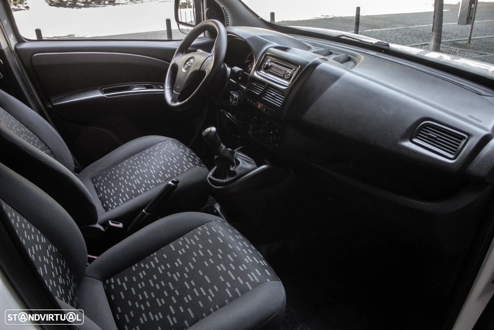 Opel Combo 1.3 CDTi - 21